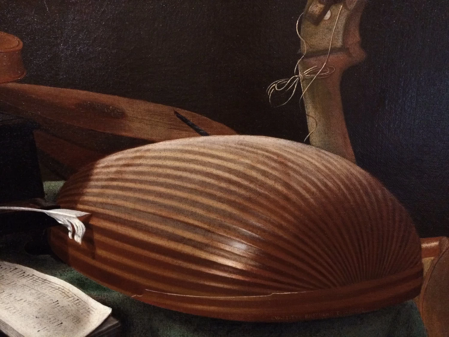 Natura morta con strumenti musicali - Accademia di Carrara, Bergamo, dettaglio